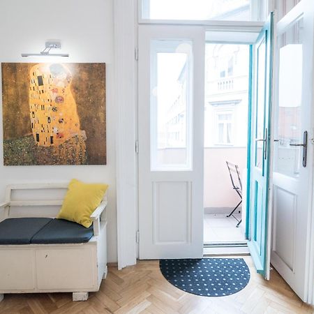 Newsunny Apartment At The Budacastle 布达佩斯 外观 照片